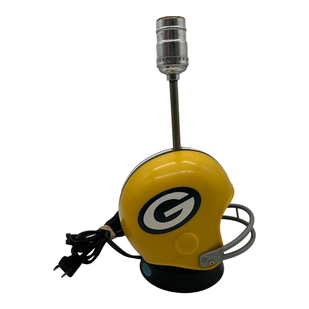 Vintage Green Bayâ Packers Mini Helmet Lamp 1973 Underwriters Laboratories NFL